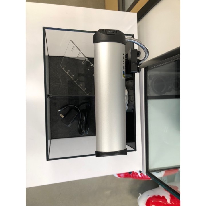 Beta Tank 4Gal All In One Tank W/ LED - Aqua Japan